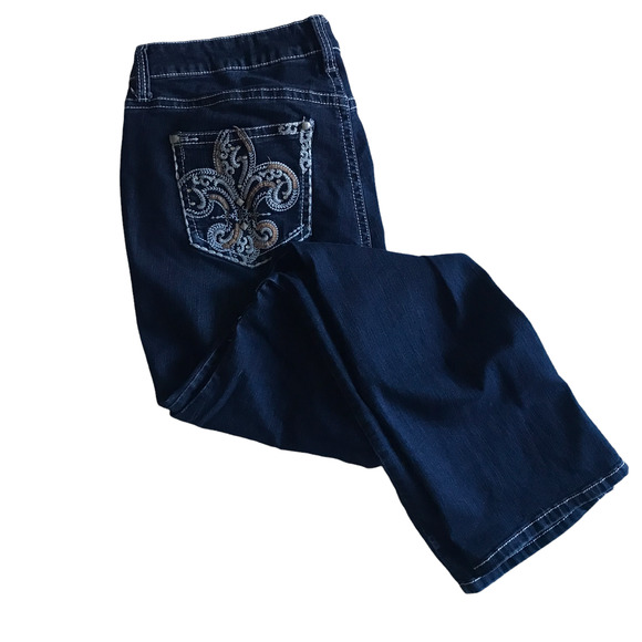 SoundGirl Size 16 Embellished Denim Jeans Fleur de lys Juniors Plus NEW - Picture 3 of 9